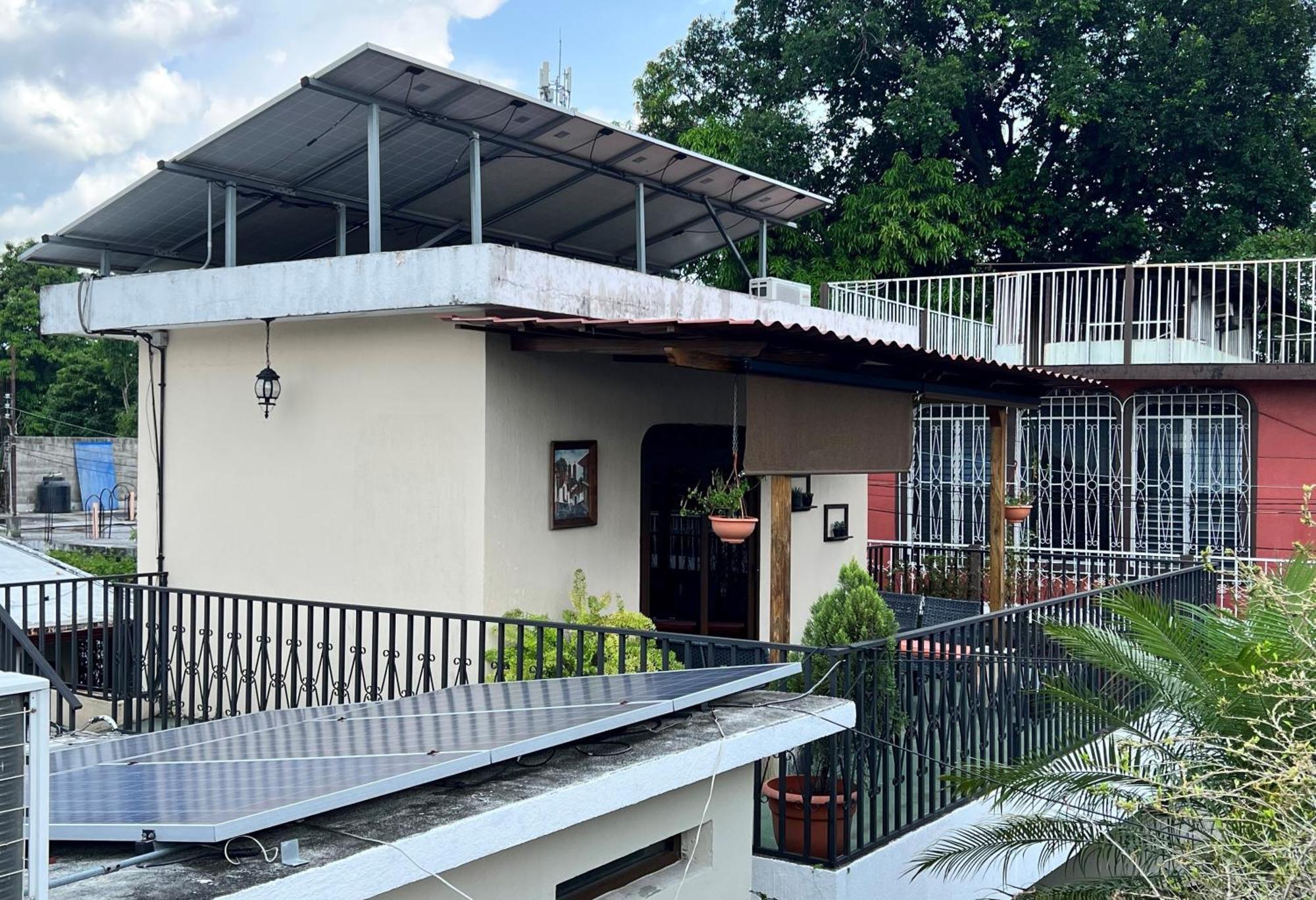 El Meson De Los Abuelitos Retalhuleu Extérieur photo